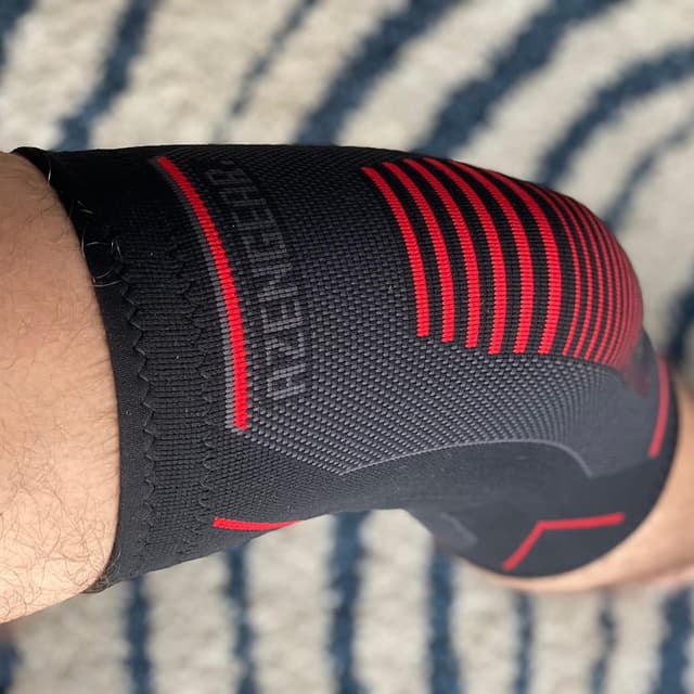 Detalle 2 de aZengear Genouillère Sport de Compression (x2) – soutien pour douleurs articulaires et reprise du sport (taille M)
