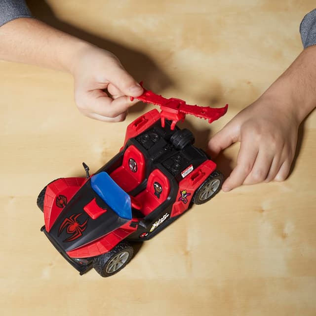 Thumbnail 5 de Marvel Press Miles Morales 10 cm con auto giocattolo