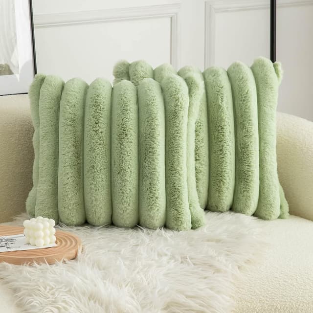 Detalle de Neelvin Green Faux Fur Cozy Striped Throw Pillow Covers (20x20 inch) – Set of 2