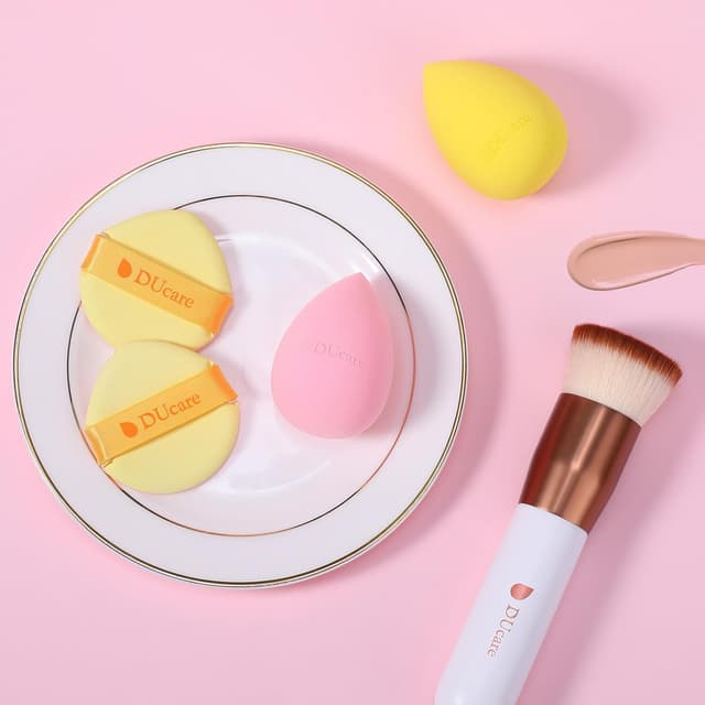 Detalle 2 de DUcare Make-up-Schwamm & Foundation-Pinsel: Kabuki Flat-Top für cremige, pudrige oder flüssige Base