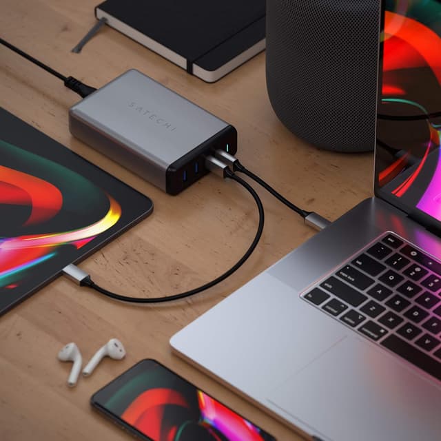 Detalle 2 de Satechi 108W Caricatore USB-C da scrivania con 2 porte USB-C PD (90W/18W) e 2 USB-A