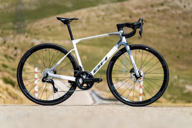 Detalle 2 de BH SL1 4.0 BH Bikes 1.050 g cuadro Carbono