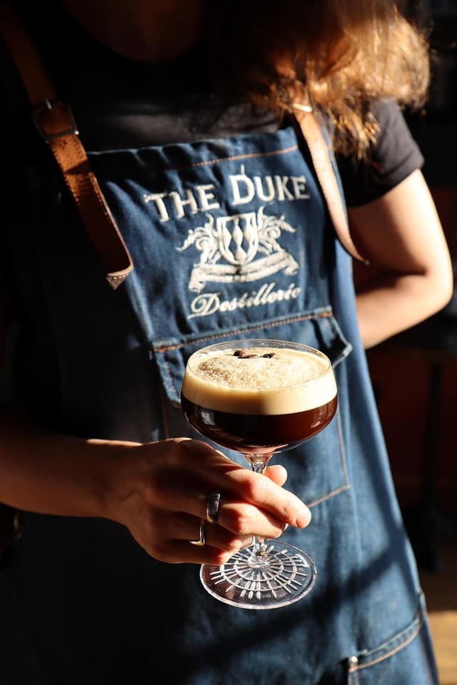 Detalle 2 de THE DUKE Entgeistert 700 ml alkoholfreier Drink