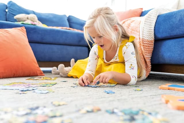 Detalle 2 de Ravensburger Bluey My First jigsaw puzzles for kids (age 3+) with 2, 3, 4 & 5 pieces