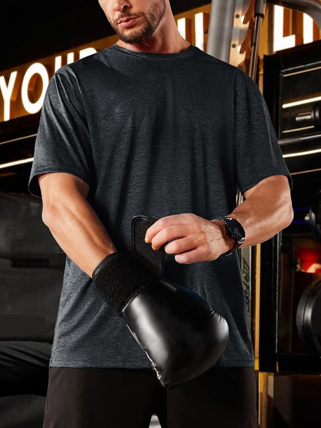 Detalle 2 de MAGCOMSEN Herren Sportshirt atmungsaktiv – leichtes Lauf- und Trainingsshirt aus Vollpolyester