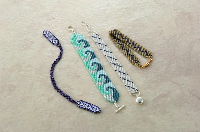 Thumbnail 3 de Clover Métier à tisser perles grand format 🪄