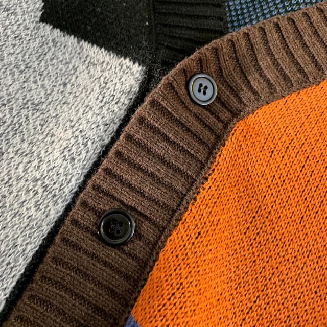 Thumbnail 6 de GURUNVANI Strickjacke Pullover für Männer – leichter Knopf-Cardigan mit V-Ausschnitt