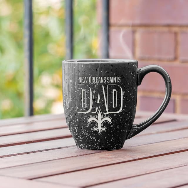 Thumbnail 2 de Rico Industries NFL Football #1 Dad 16 oz Team Color Laser Engraved Ceramic Coffee Mug