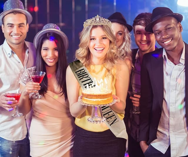 Thumbnail 5 de Leixi Birthday Queen Sash and Rhinestone Tiara set 👑