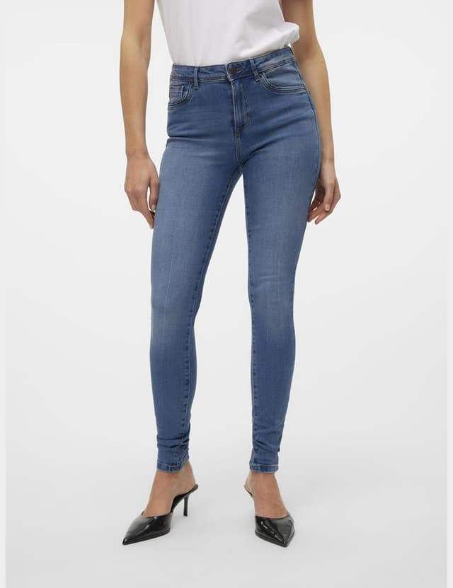 Detalle 2 de VERO MODA Vmtanya Jeans Vi349 Noos
