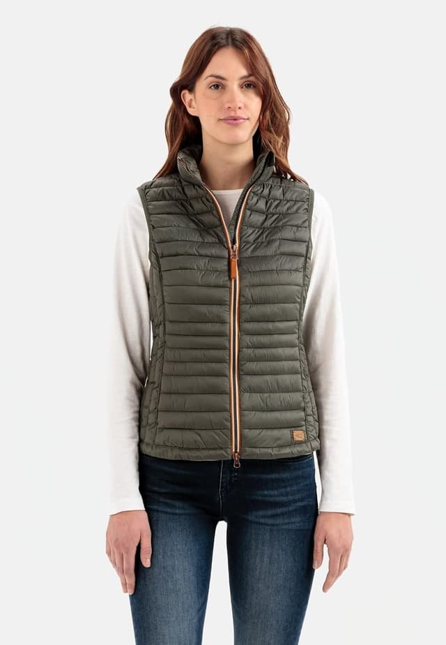 Detalle 2 de camel active Steppweste 360250-9E50 mit leicht taillierter Passform