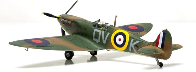 Detalle 2 de Airfix A01071C Standard Model Set Supermarine Spitfire Mk.Ia 1:72 plastic model kit