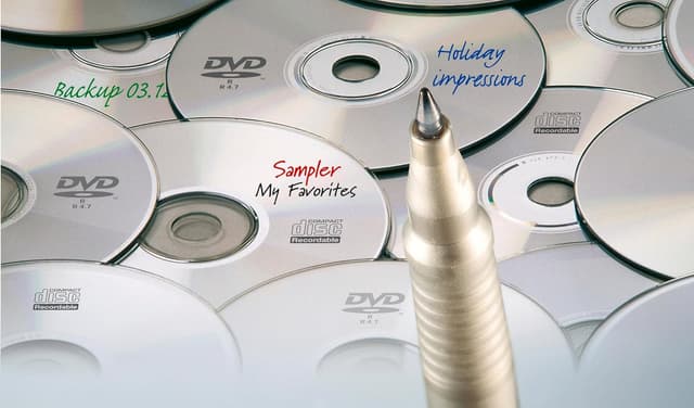 Detalle 2 de STABILO Permanent-Marker Write-4-all Medium (10er Pack, rot) – für harte Oberflächen