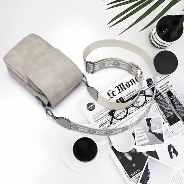 Detalle 2 de MUIIKOLA Handytasche Umhängen mit RFID