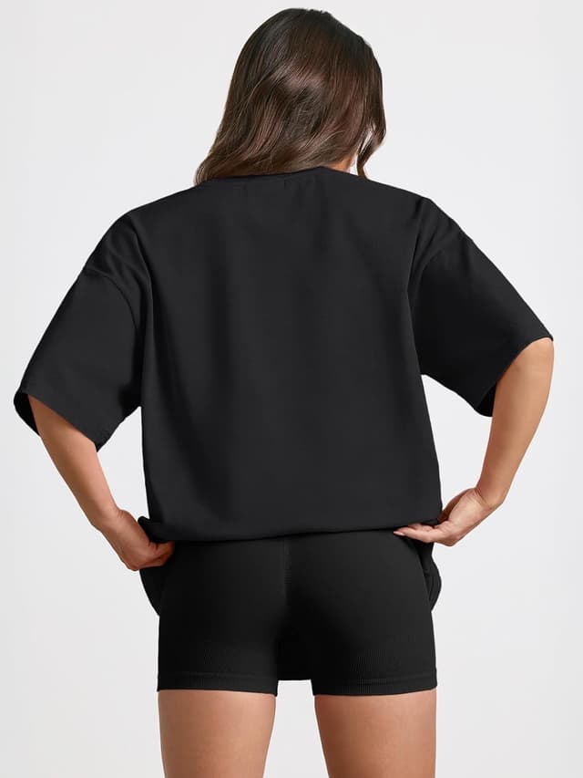 Detalle de LILLUSORY oversized T-shirt for women – short-sleeve tunic-style basic for summer, gym and going out