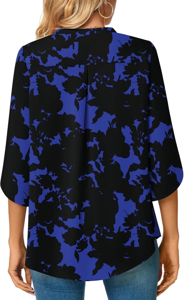 Detalle de Aodemo women’s chiffon blouse tunic with V-neck, 3/4 sleeves and pleated front detail