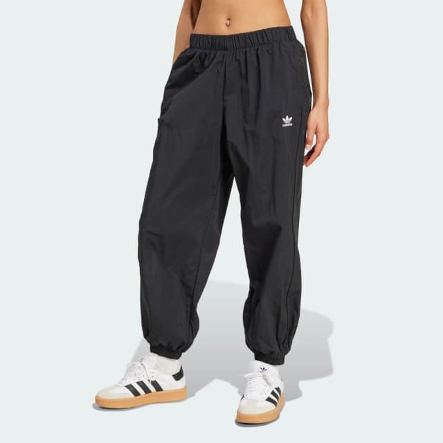 Detalle de Adidas Essentials Woven Pant Negro