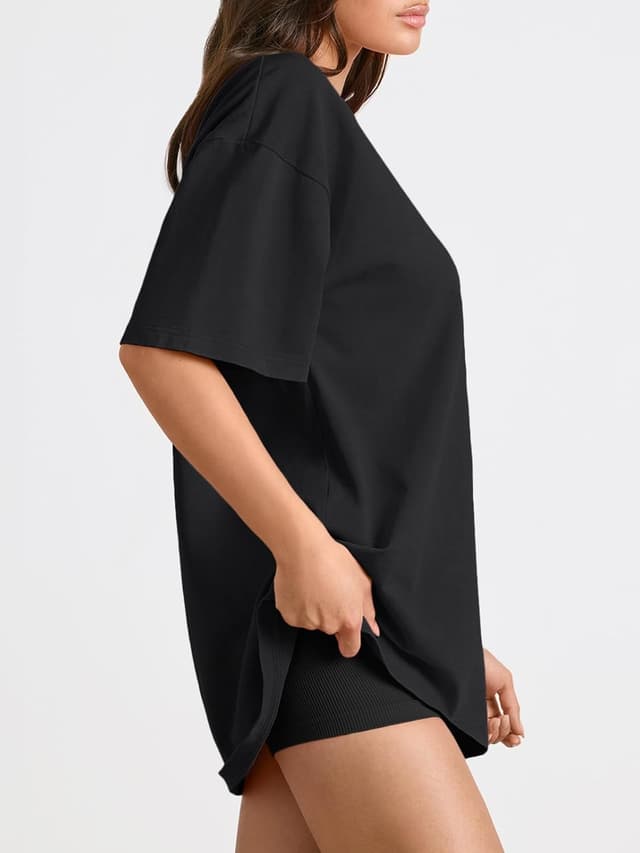 Detalle de LILLUSORY oversized T-shirt for women – short-sleeve tunic-style basic for summer, gym and going out