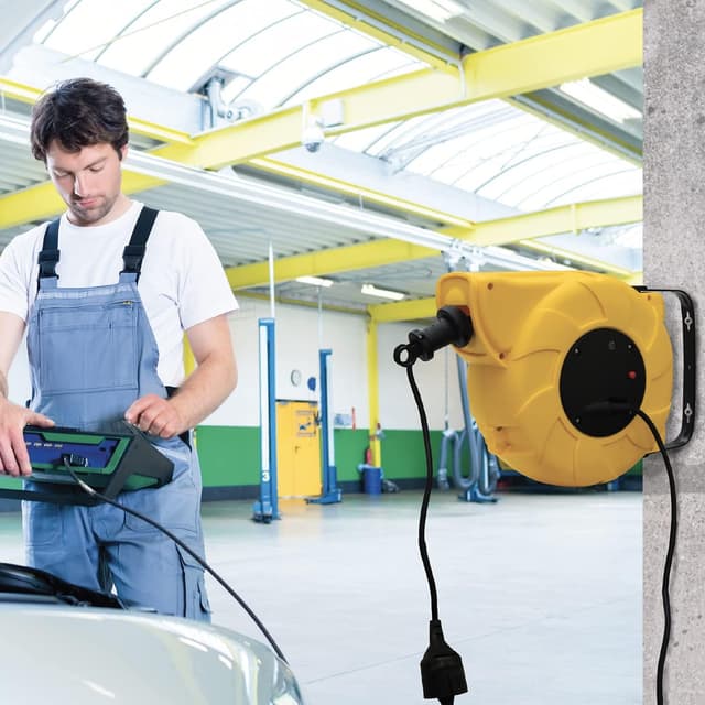 Thumbnail 3 de Electraline 100236 Enrollacables 10 m automático