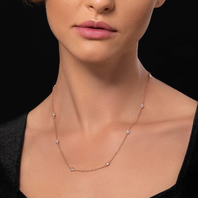 Detalle de Collier sautoir namana pour femme en zirconia, chaîne 45 cm avec rallonge