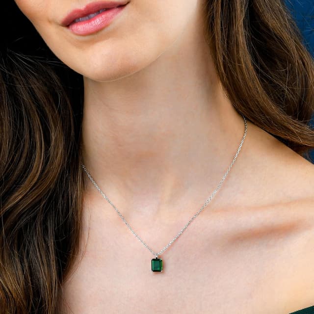 Detalle 2 de namana Collana da donna in Argento Sterling 925 con pietra smeraldo rettangolare e scatola regalo (taglia S)