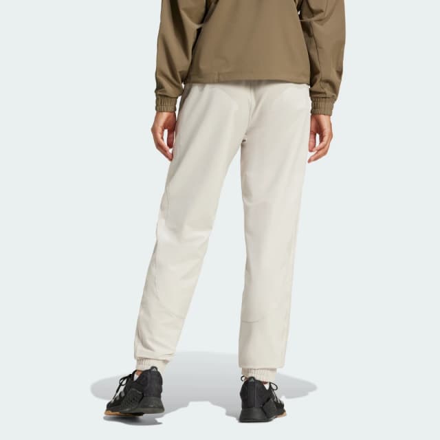 Detalle 2 de Adidas Pacer All Gym Woven Mid-Rise 3 bandas Beige