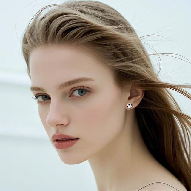 Detalle 2 de Hifeeled Boucles d’oreilles femmes en argent sterling 925 motif football 10 x 10 mm