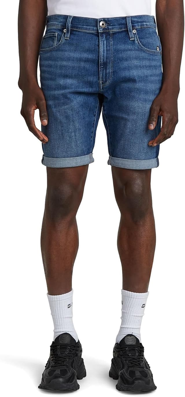 Detalle de G-Star Men’s 3301 Slim Denim Shorts (5-pocket) in leather-like paper fabric
