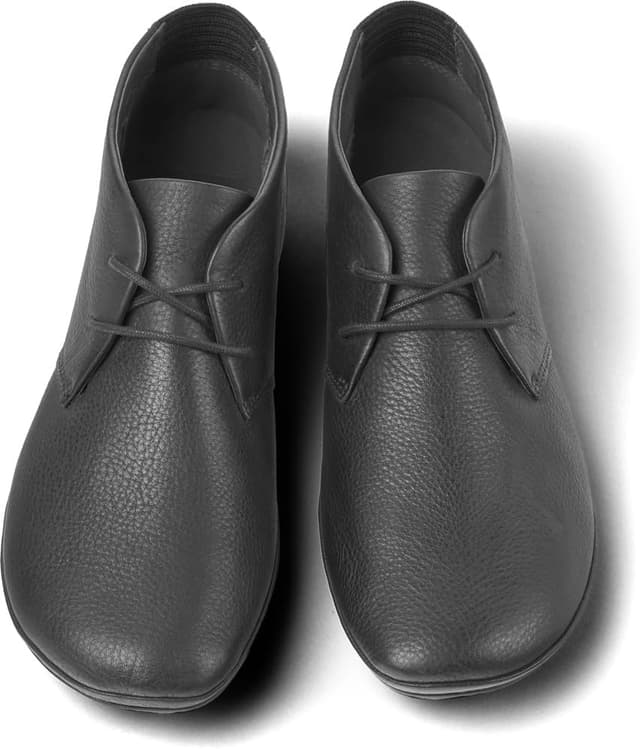 Detalle de Camper Girl’s Right Nina-k400221 ankle boot in black leather