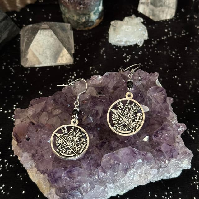 Thumbnail 6 de SIMBOLIKS Tetragrammaton Pendientes Ónix Gancho