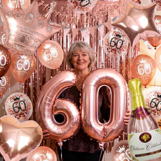 Detalle 2 de VICTERR Rose Gold 60th Birthday Decoration Set (Happy 60th Birthday banner, number 60 balloons & foil curtains)