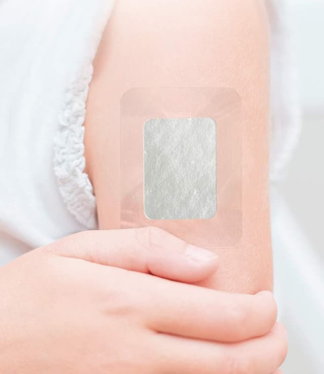 Thumbnail 2 de Medrull ULTRA PORE Wundpflaster 15 x 9 cm 🩹