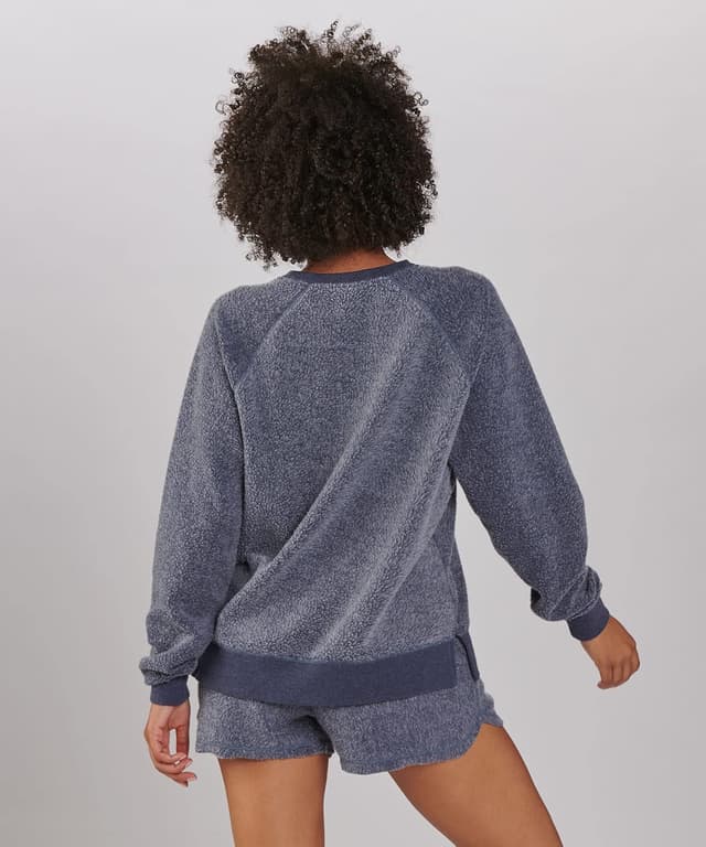 Detalle de Boxercraft Women’s NCAA Team Logo Fleece Out Crew