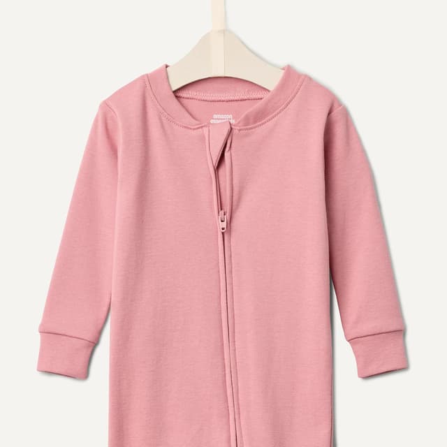 Detalle 2 de Pigiami con piedi attillati in cotone unisex bimbi Amazon Essentials x Sofia Grainge