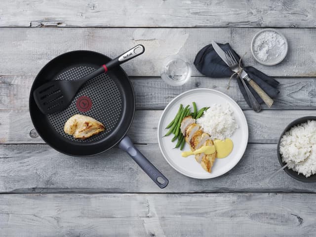 Thumbnail 4 de Tefal Daily Cook - Sartén Inox 24 cm, segura y ergonómica