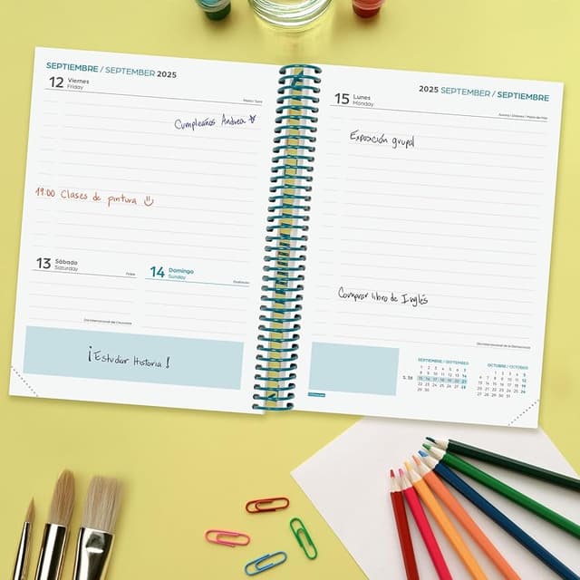 Thumbnail 2 de Finocam Agenda Diva Curso 2025–2026 1 día página