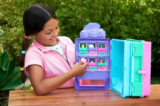 Detalle 2 de Polly Pocket HKW12 Máquina expendedora de ropa