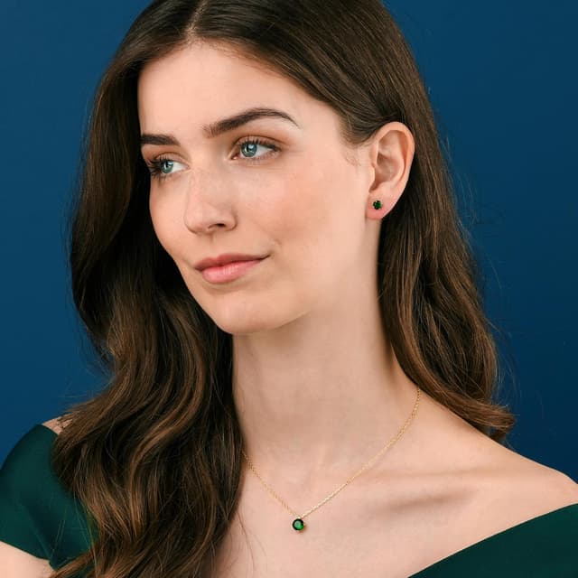 Detalle de namana 925 Sterling Silver Stud Earrings with 6 mm Round Stones (Green or Coloured)