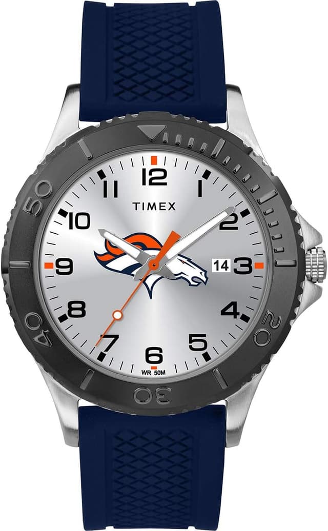 Detalle de Timex NFL Gamer Watch with 42mm brass case and blue 20mm silicone strap