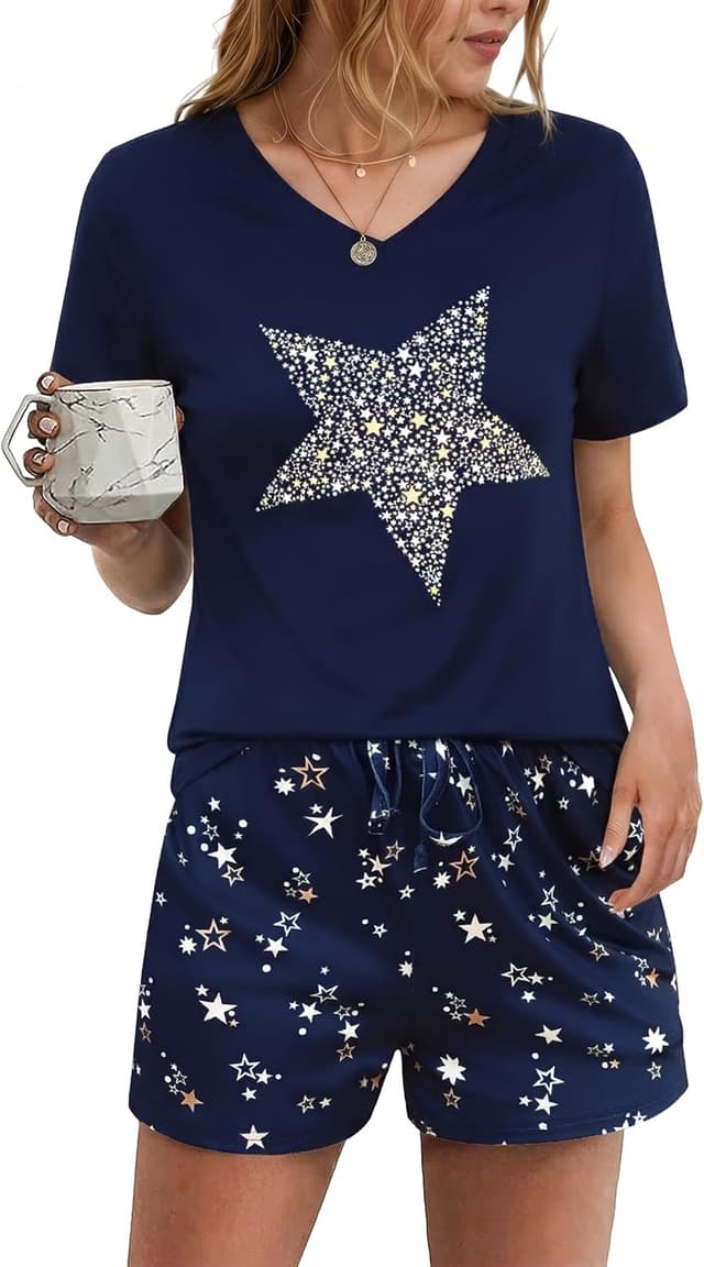 Detalle de Pyjama femme Litherday été en coton, manches courtes col en V et short imprimé étoiles