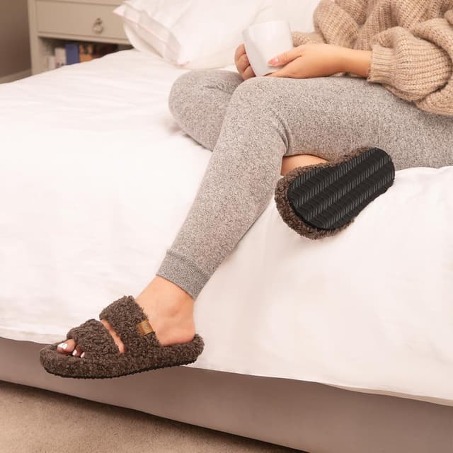 Detalle 2 de EverFoams Womens Fuzzy Open-toe Slippers 5-6