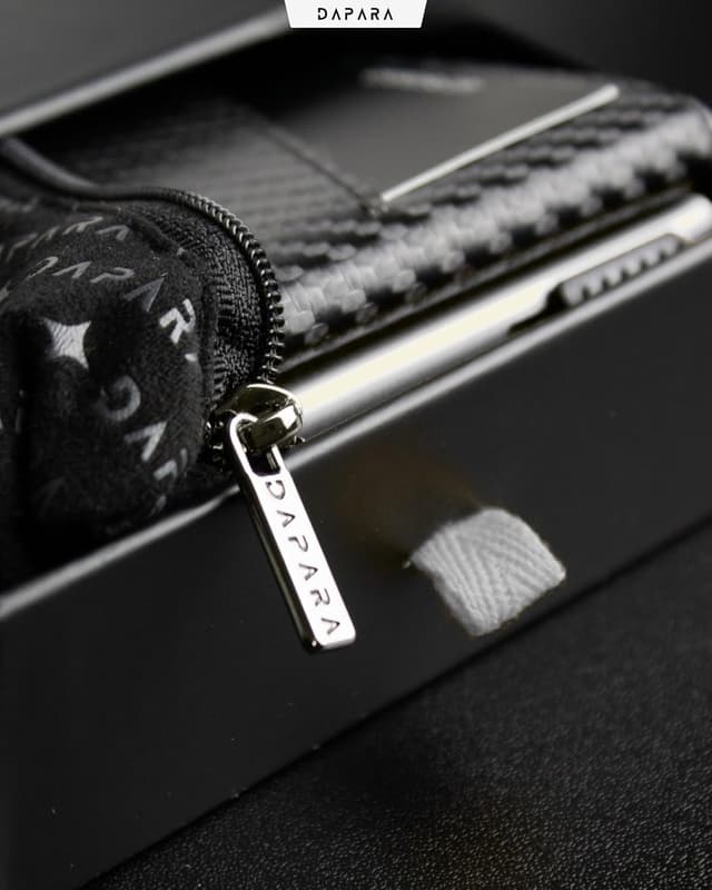 Detalle de DAPARA Herren-Slimwallet mit Münzfach, RFID-Schutz & Platz für 12 Karten (Carbon Silver)