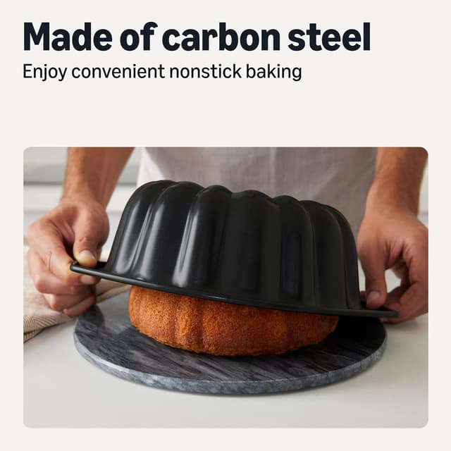 Thumbnail 2 de Amazon Basics Nonstick Bundt Pan, Dishwasher and Oven-Safe, 25.4 cm
Amazon Basics Nonstick Bundt Pan, Dishwasher an…