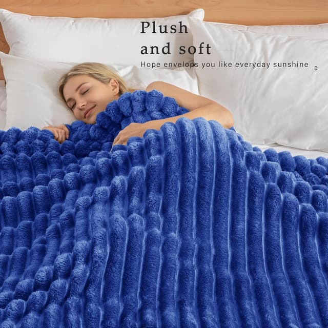 Detalle 2 de Queen Size Flannel Fleece Blanket 90x90