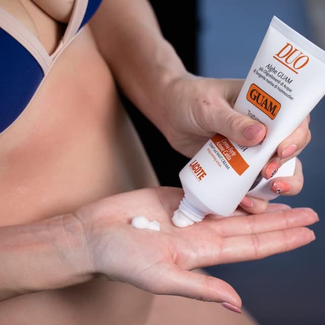 Detalle 1 de GUAM Duo Crema Pancia e Girovita Azione Calda
