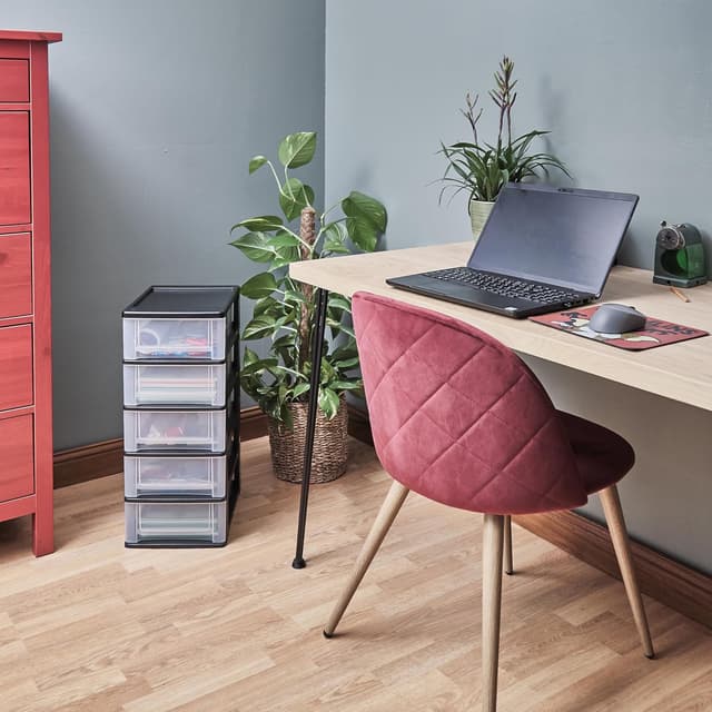 Detalle de Iris Ohyama cassettiera in plastica DDOCH-2005, 5 cassetti medi, per A4/A5/A6 in nero