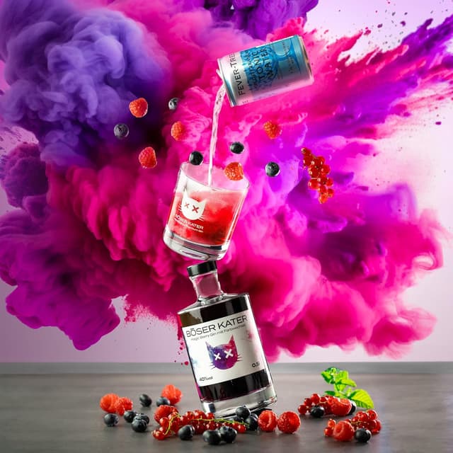 Detalle de BÖSER KATER Magic Berry Farbwechsel-Gin Geschenkset mit 2 Gläsern (0,5 l, 40% Vol.)