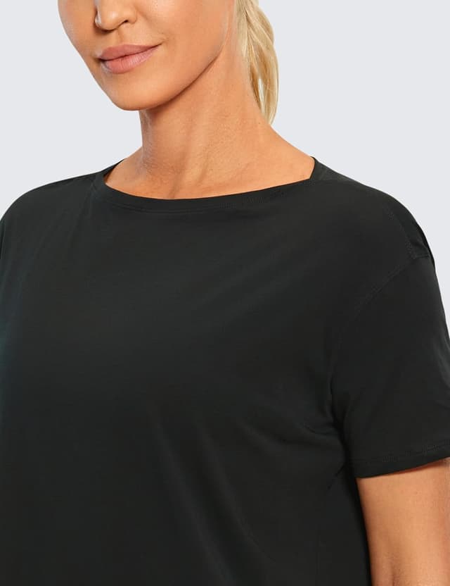 Detalle de CRZ YOGA camicia a maniche corte in cotone Pima con vestibilità ampia per allenamento e yoga