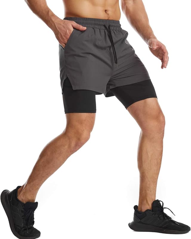 Detalle de Danfiki men’s 2-in-1 running shorts with phone pocket (lightweight quick-drying)