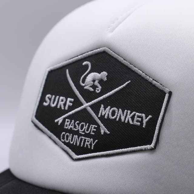 Detalle de Surf Monkey Casquette trucker rembourrée avec grille Wear&Care (6 à 12 ans) pour garçon et fille